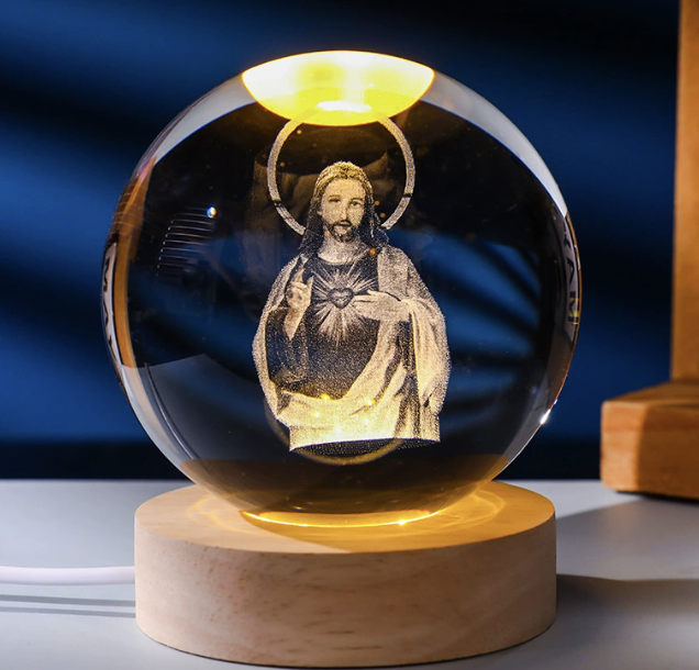 Glob De Cristal Religios Cu Lumină Caldă